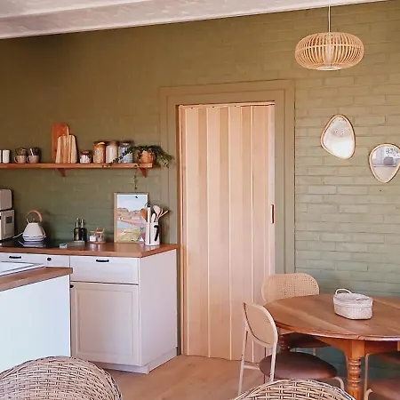 La Foulinoise בית הארחה